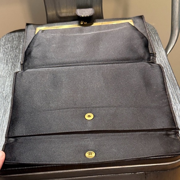 Bienen Davis Black and Gold Clutch - Picture 10 of 13